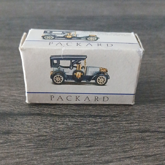 Packard 1916 Car Diecast Toy Collectiblle - Picture 1 of 9